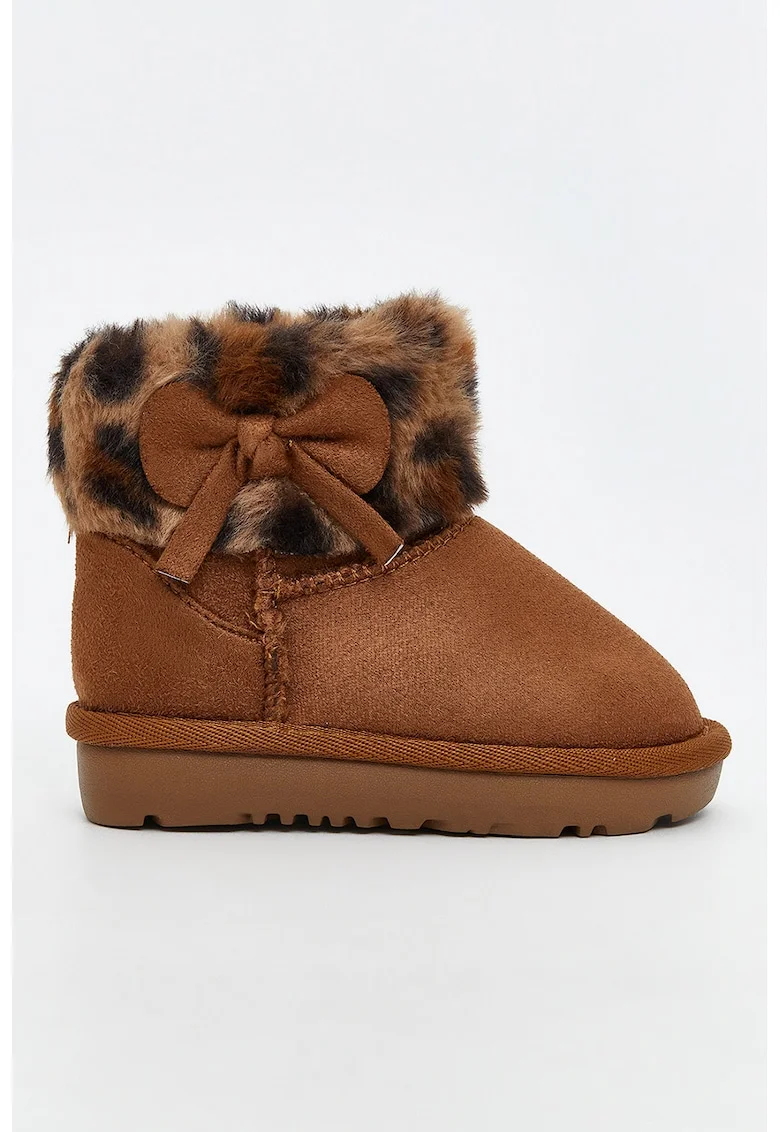 Ghete slip-on, Maro inchis