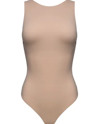 Body dama  Cleary, Bej
