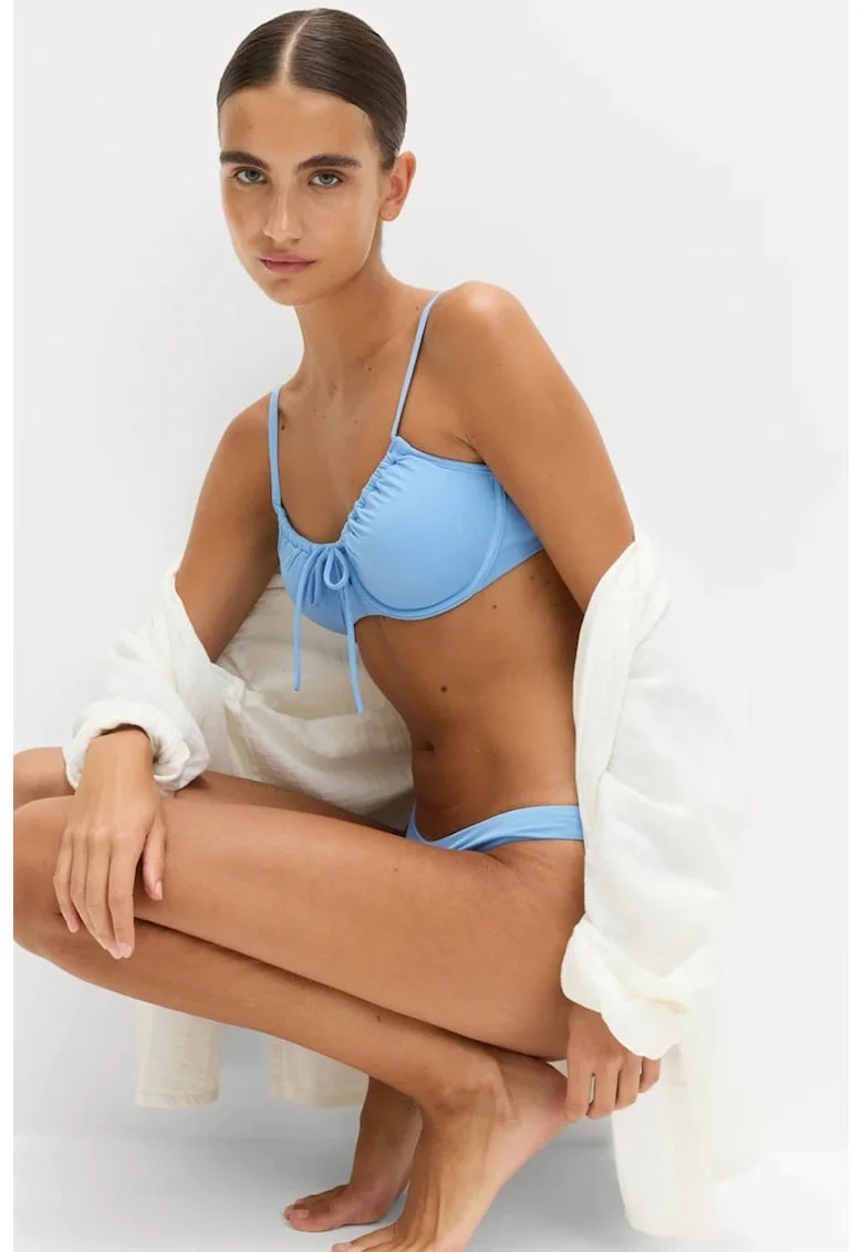 Slip brazilian, Albastru glaciar