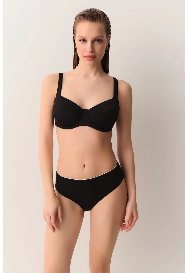 Slip cu model uni, Negru