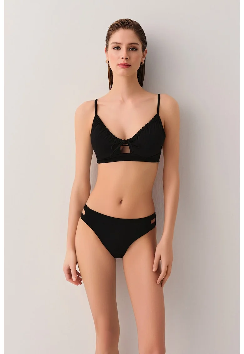 Slip cu dungi, Negru