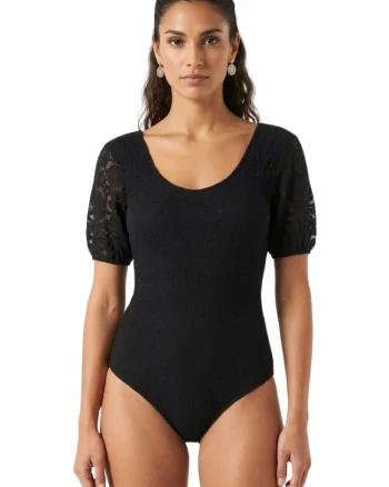 Body cu maneci din dantela Alejandria,