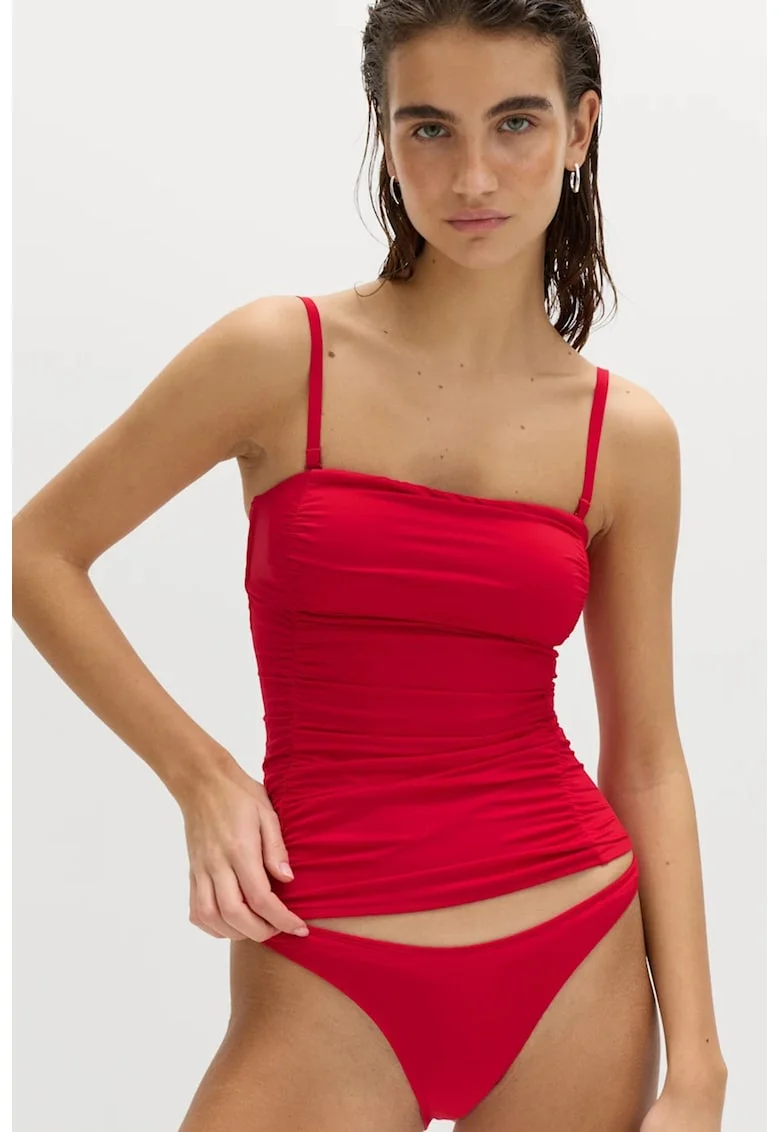 Slip uni, Rosu vermillion