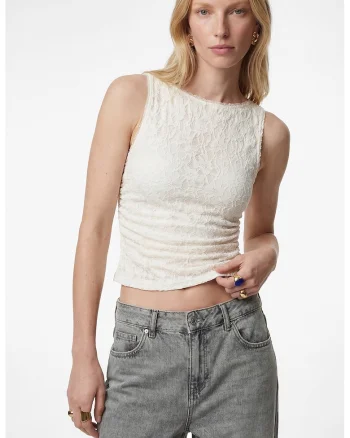 Top slip fit crop din dantela, Crem