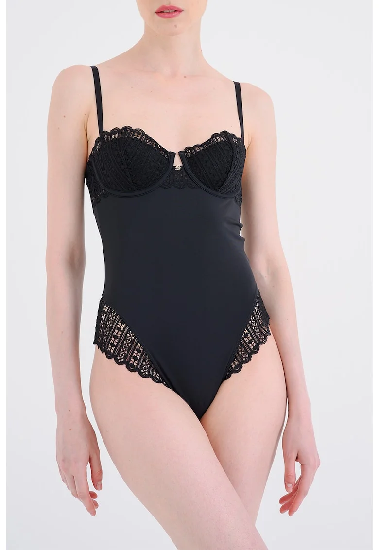 Body cu garnituri din dantela, Negru