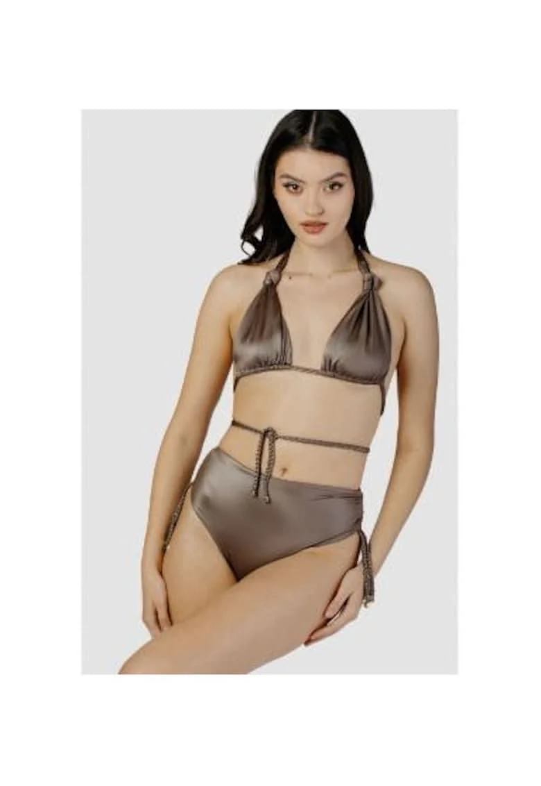 Costum de baie in doua piese cu cupe triunghiulare si slip cu talie inalta, Maro