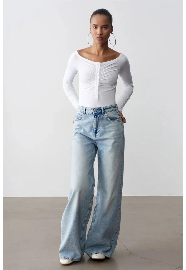 Bluza dama,  body slim-fit, decolteu barcuta, alb, amestec bumbac-modal-elastan