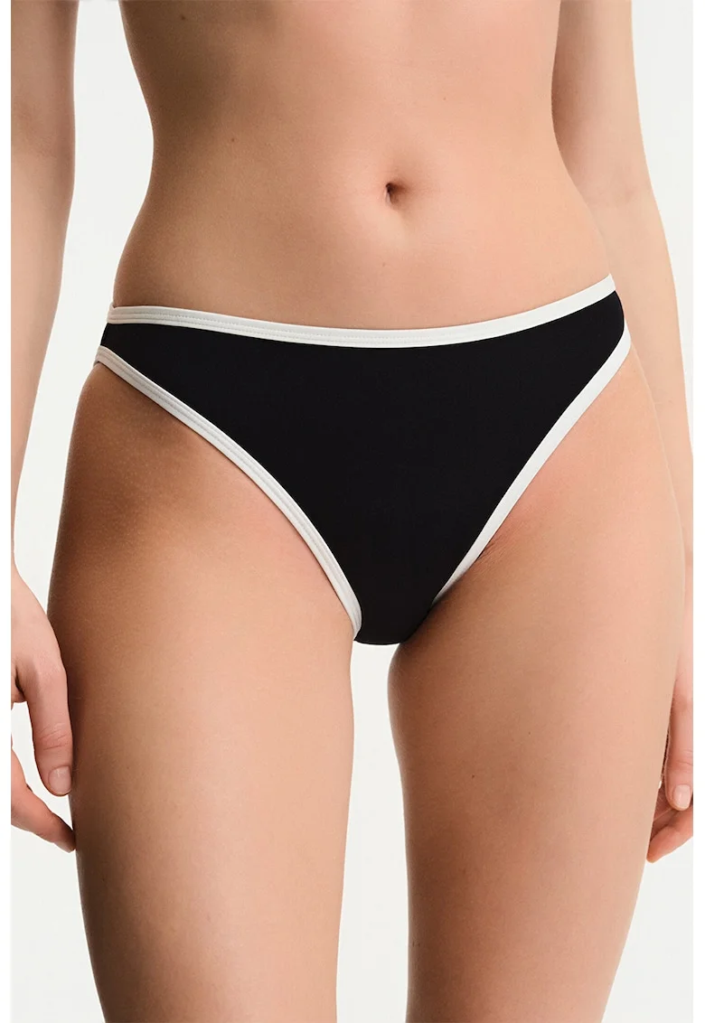 Slip brazilian, Negru