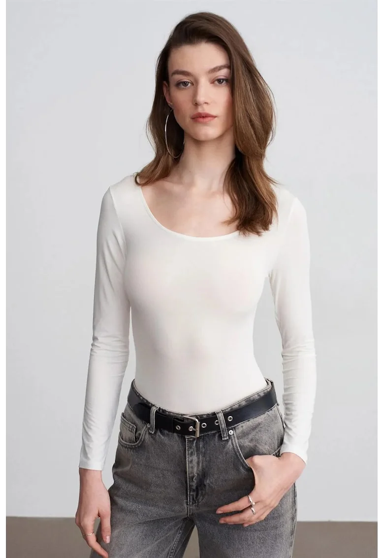 Body din jerseu modal  slim fit, alb, maneca lunga, elastic, pentru femei