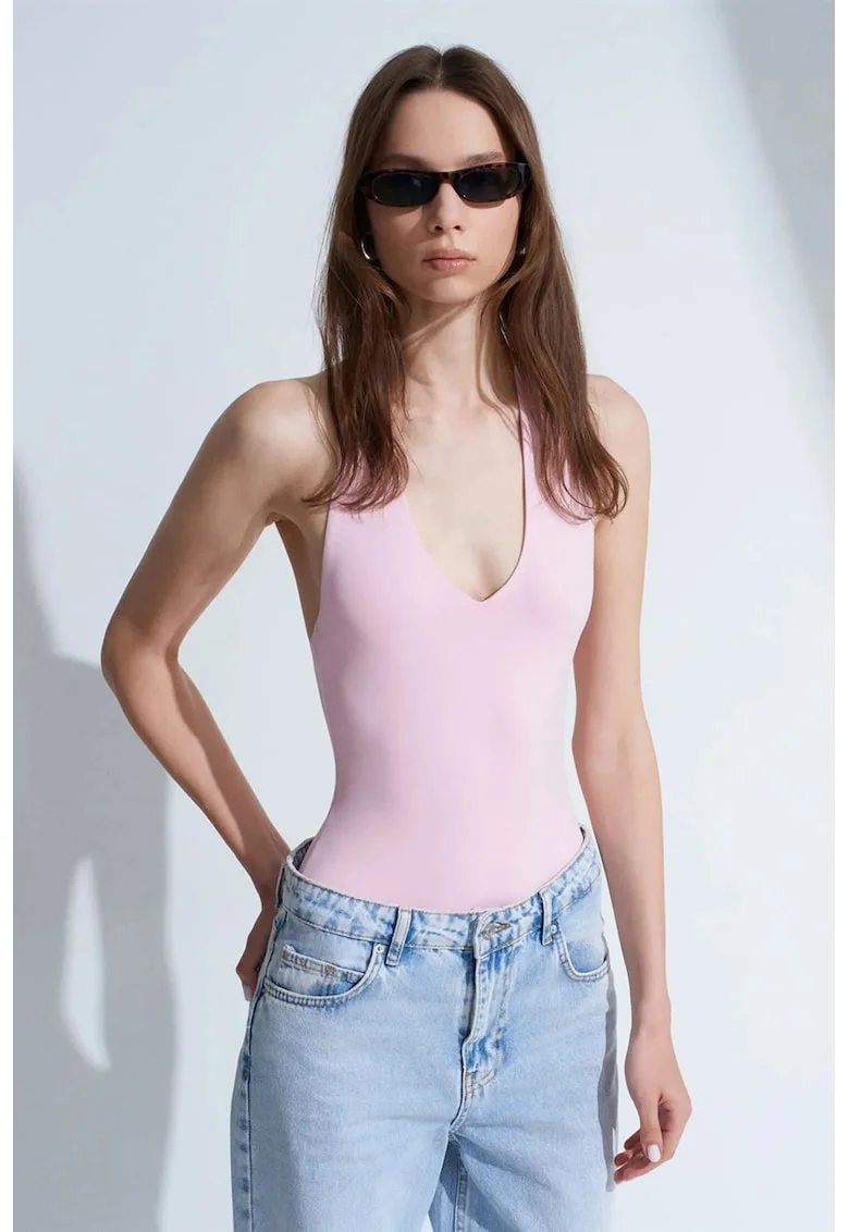 Body  cu guler halter, decupaje, roz pudra, 93% nailon, 7% elastan
