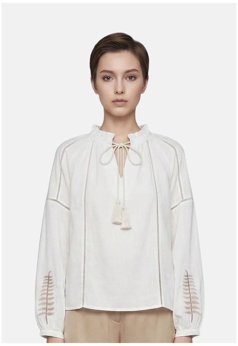 Bluza-tunica cu detalii cu perforatii si broderie, Alb