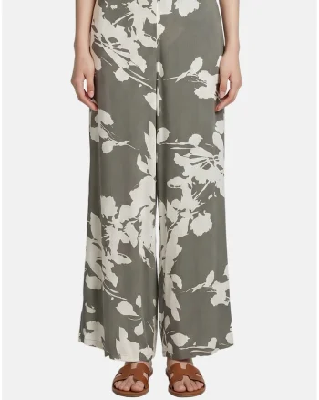 Pantaloni cu croiala ampla si model floral, Ecru/Verde masliniu