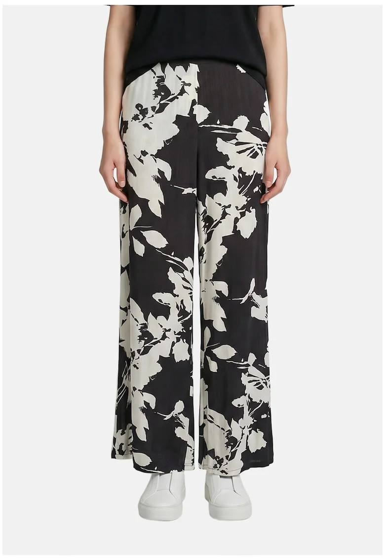 Pantaloni cu croiala ampla si model floral, Negru