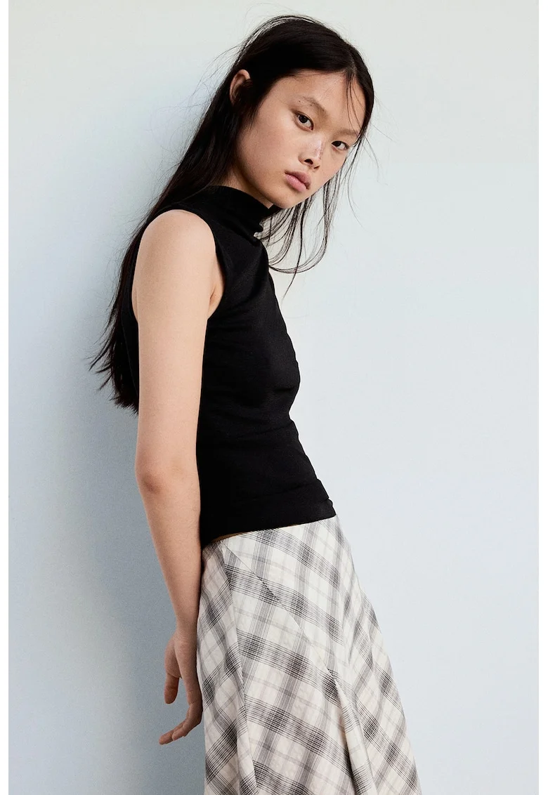 Top uni slim fit, Negru
