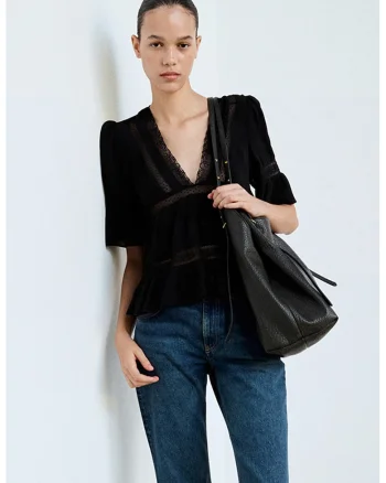 Bluza cu garnituri de dantela crosetata, Negru