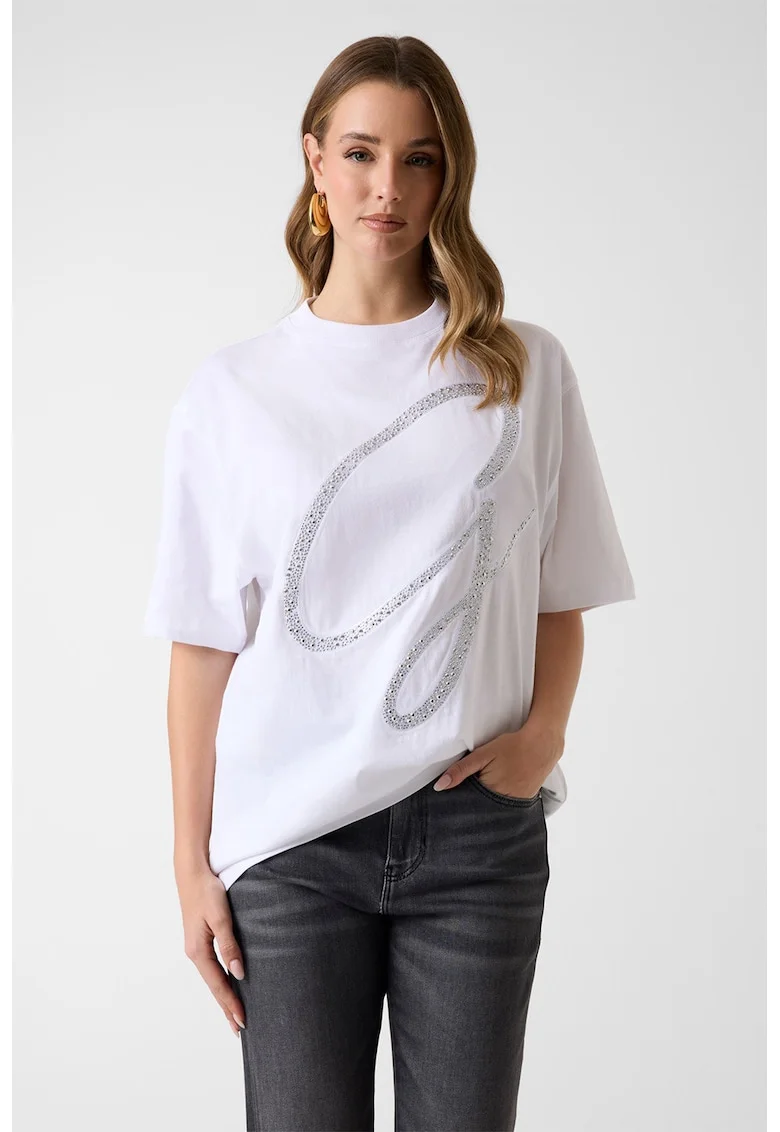Tricou supradimensionat cu imprimeu monograma si aplicatii din strasuri, Alb optic/Argintiu