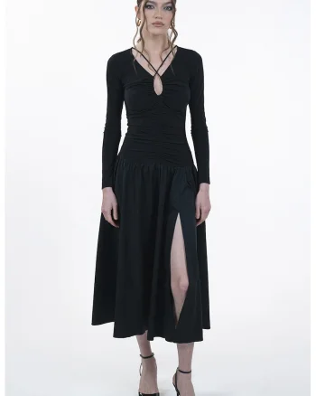 Rochie evazata cu slit frontal, Negru