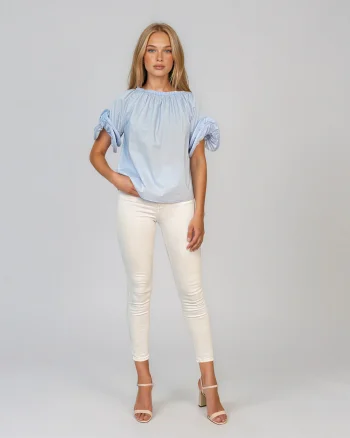 Bluză cu mânecă largă și volane bleu - Unica S-L