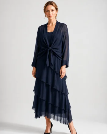 Rochie lunga din matase si vascoza cu volane suprapuse oblic si croi vaporos, bleumarin