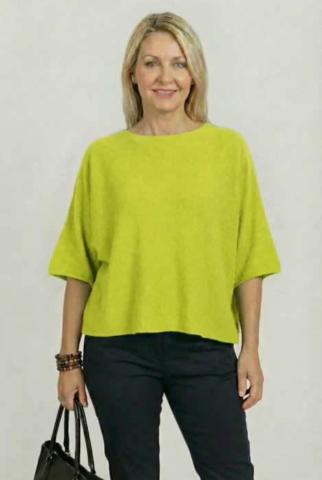 Pulover versatil cu maneca fluture din vascoza, galben lime