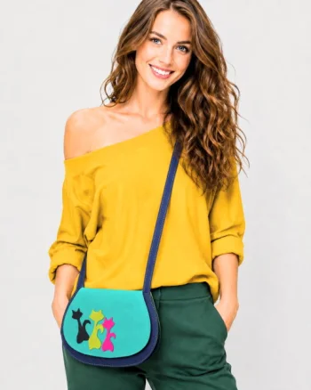 Geanta crossbody handmade, cu pisicute colorate  ,din piele naturala