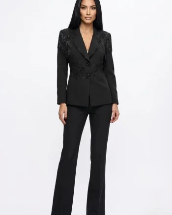 Compleu de dama format din 2 piese cu pantaloni conici si sacou cu model deosebit
