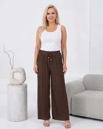 Pantaloni plisati cu croi larg s...