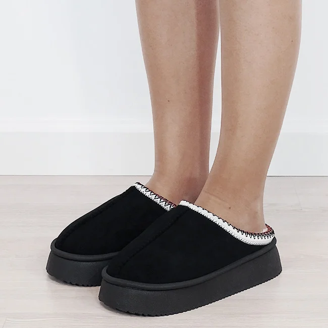 Papuci negri de casa dama cu model traditional 9715 M5
