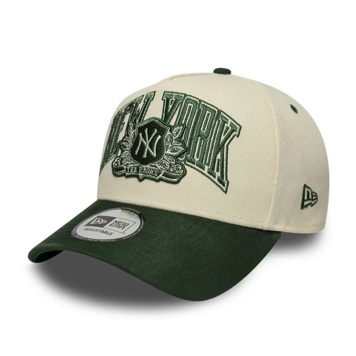 Sapca New Era MLB  New York Yankees Suede  9FORTY E-Frame Adjustable Cap Cream  Green
