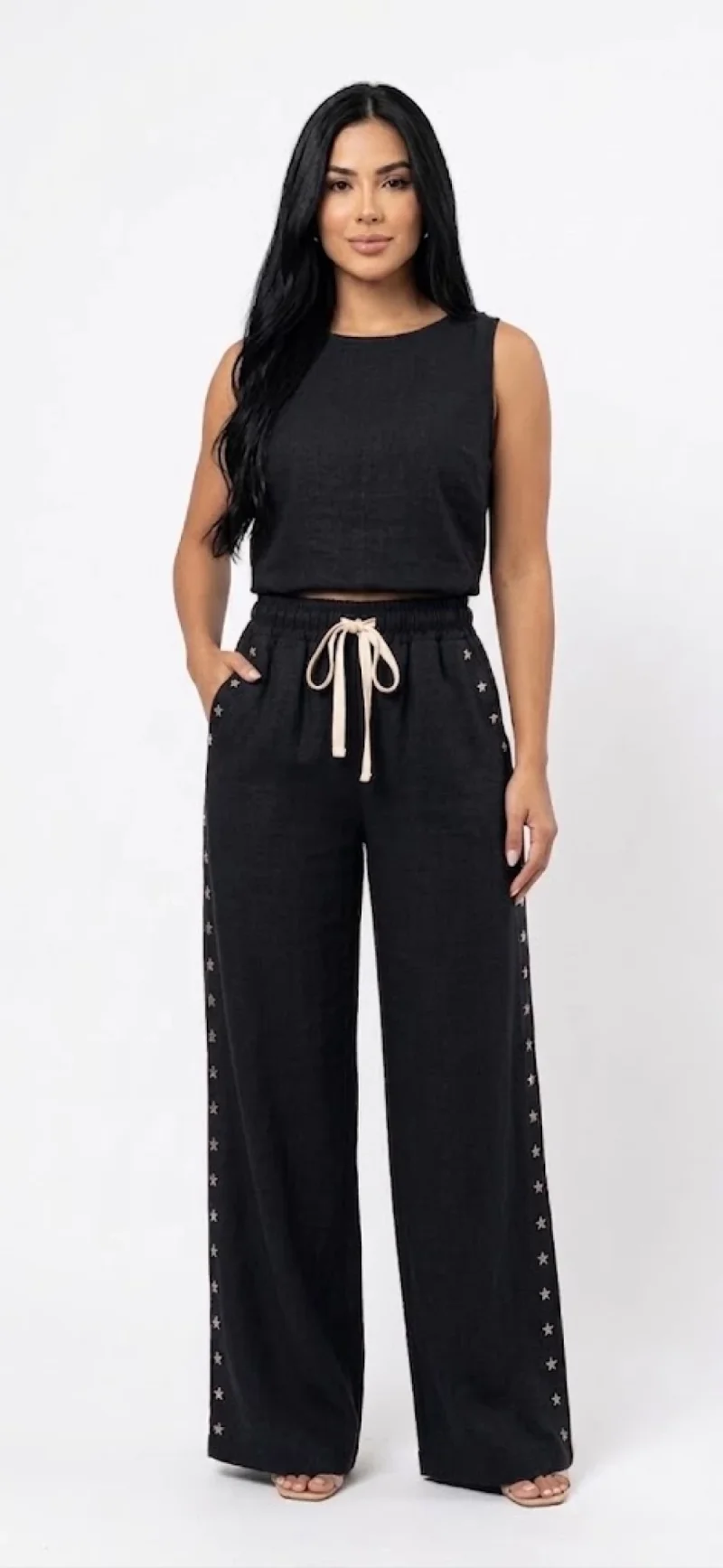 Pantalon vaporos decorat cu stele