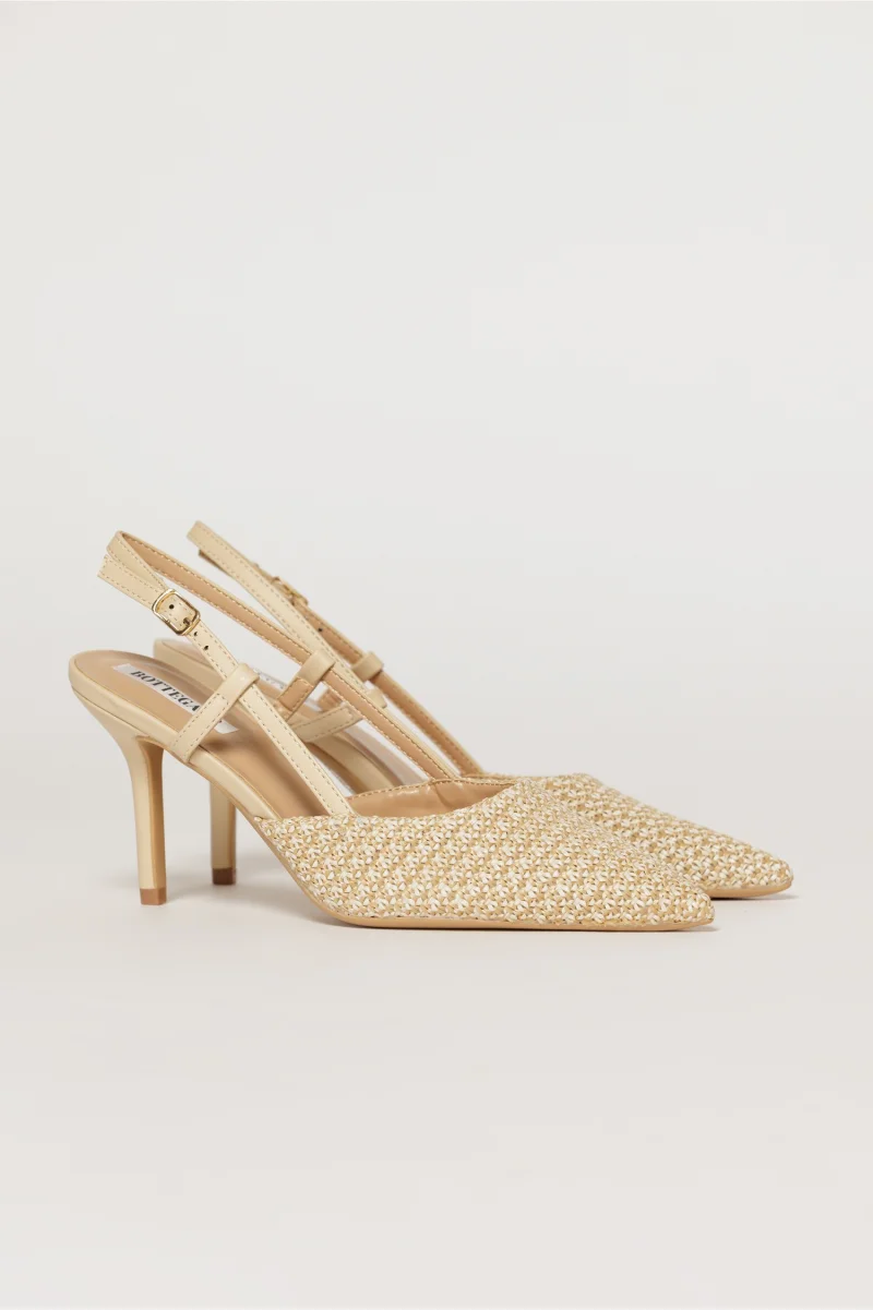 Pantofi eleganti bej cu finisaj impletit