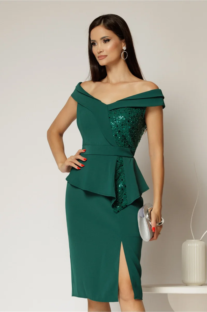 Rochie Roberta mov de ocazie cu peplum si paiete