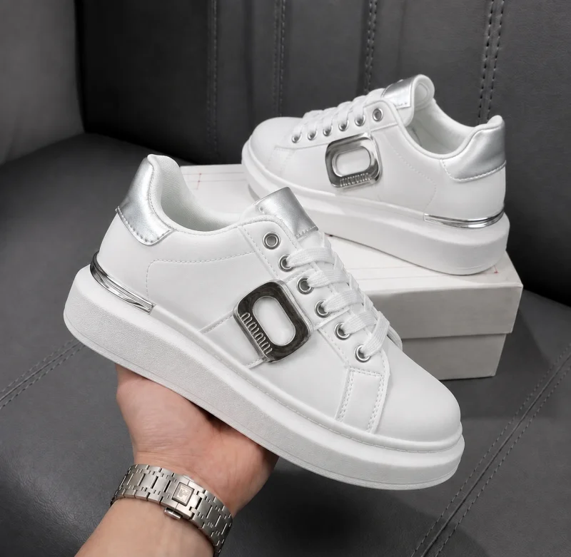 Adidasi dama casual albi 272