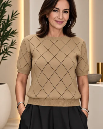 Pulover dama cu maneca scurta si model ajurat geometric, camel