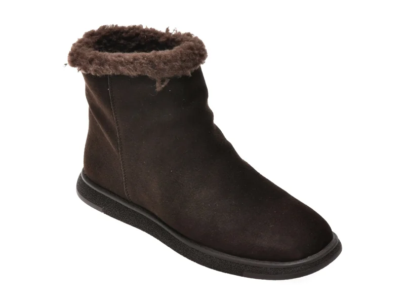 Ghete GRYXX maro, T1536, din piele intoarsa