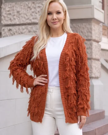 Cardigan pufos cu franjuri