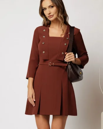 Rochie DY Fashion scurta caramizie cu decolteu patrat si nasturi