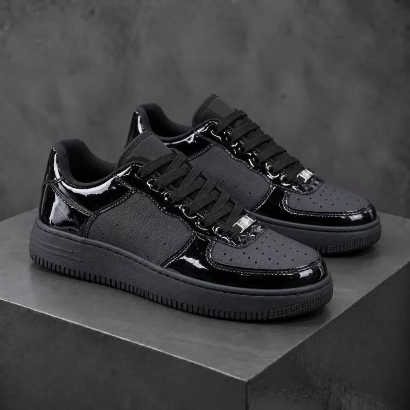 Adidasi barbati casual negri k36