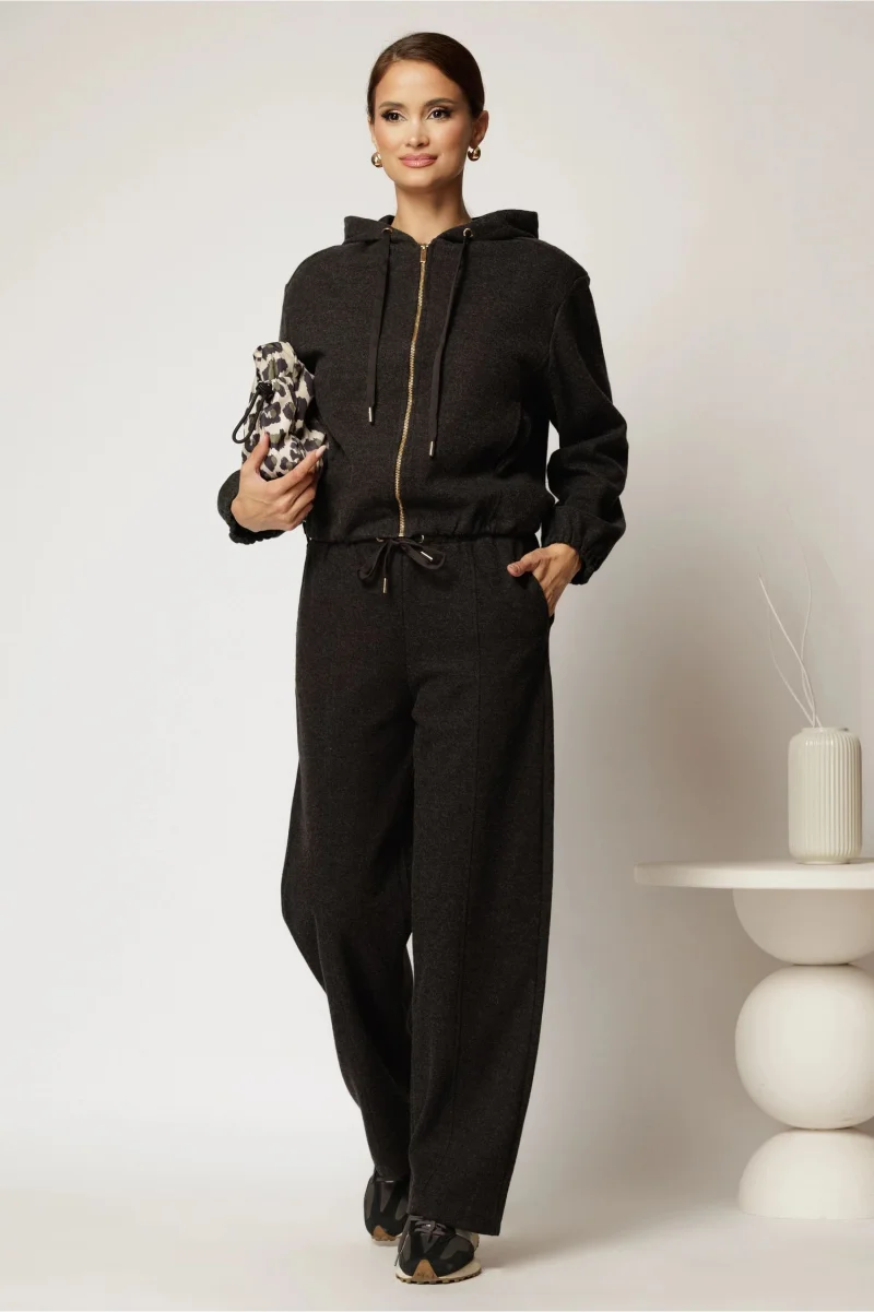 Compleu gri inchis cu adaos de bumbac format din pantalon si bluza cu fermoar