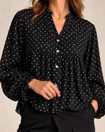 Bluza lejera cu buline albe pe fond negru din matase cu vascoza