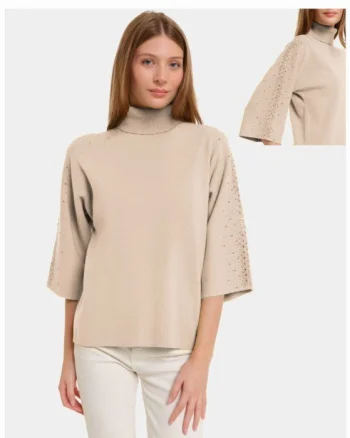 Pulover cu pietricele argintii, cu guler inalt si maneca 3 4, din tricotaj fin, bej