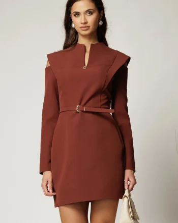 Rochie DY Fashion scurta caramizie cu decupaje la umeri